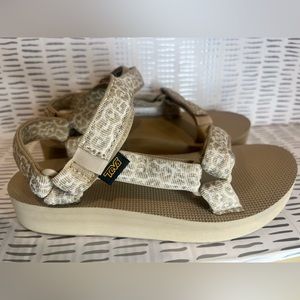 Teva Midform Universal Platform Animal Print Sandals